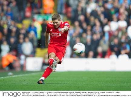 Football - soccer: Barclays Premier League, Liverpool FC - Aston Villa FC, Liverpool s captain Steven Gerrard in action against Aston Villa during the Premiership match at Anfield. xHOCHxZWEIx xPropagandax 