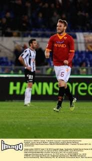 Football - soccer: Serie A, AS Rom - Udinese Calcio, esulta di Daniele De Rossi xHOCHxZWEIx xItalyxPhotoxPressx 