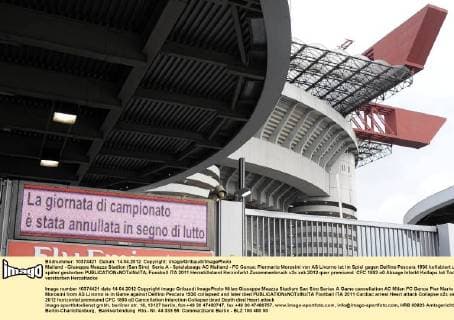 Mailand - Giuseppe Meazza Stadion (San Siro) Serie A - Spielabsage AC Mailand - FC Genua: Piermario Morosini von AS Livorno ist im Spiel gegen Delfino Pescara 1936 kollabiert und später gestorben 