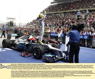 Motorsports: FIA Formula One World Championship 2012, Grand Prix of China, 8 Nico Rosberg (GER, Mercedes AMG Petronas F1 Team), xHOCHxZWEIx
