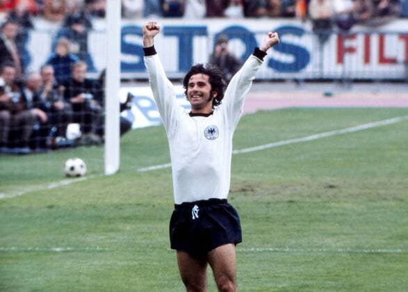 Football - 1972 UEFA European Football Championship - Final: West Germany 3 Soviet Union 0 18 06 1972 West Germany s Gerd Müller celebrates after scoring his second, and his side s third, goal in the Heysel Stadium, Brussels 