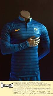 Trikotpräsentation Frankreich - Neues Nationaltrikot für die Euro 2012 - - 16 04 2012 - AnthonyBibardxFEPxPanoramic - 