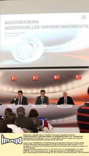 CHRISTIAN SEIFERT, CHRISTIAN PFENNIG, DR. REINHARD RAUBALL DFL, VERGABE DER FERNSEHRECHTE FRANKFURT 17.4.12
