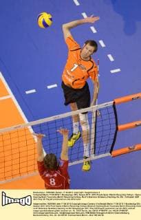 Volleyball Berlin 17.04.2012 1. Bundesliga DVL Saison 2011 2012 Finale Spiel 4 Berlin Recycling Volleys - Generali Haching Scott Touzinsky (Berlin Recycling Volleys, No.01) Branislav Skladany (Haching, No. 08)