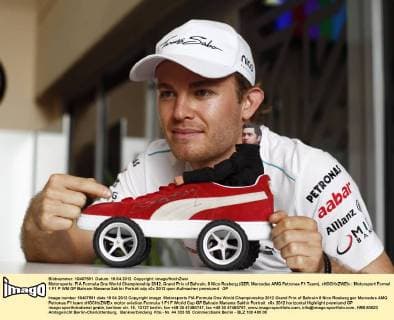 Motorsports: FIA Formula One World Championship 2012, Grand Prix of Bahrain, 8 Nico Rosberg (GER, Mercedes AMG Petronas F1 Team), xHOCHxZWEIx
