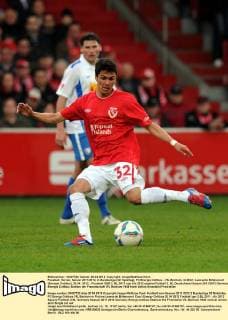 Fussball, Herren, Saison 2011 2012, 2. Bundesliga (32. Spieltag), FC Energie Cottbus - VfL Bochum, im Bild : Leonardo Bittencourt (Energie Cottbus), 20.04. 2012,