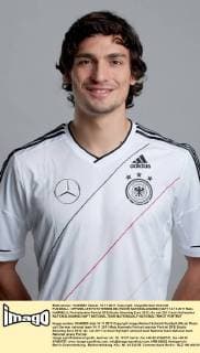 FUSSBALL: OFFIZIELLER FOTOTERMIN DEUTSCHE NATIONALMANNSCHAFT 14.11.2011 Mats HUMMELS