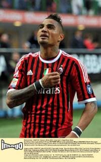 Esultanza dopo il gol di Kevin Prince BOATENG (Milan) goal celebration Milano 25 04 2012 Stadio Giuseppe Meazza Serie A 2011 2012 Football Calcio Milan Vs Genoa allexsabba