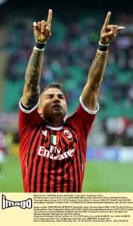 Esultanza dopo il gol di Kevin Prince BOATENG (Milan) goal celebration Milano 25 04 2012 Stadio Giuseppe Meazza Serie A 2011 2012 Football Calcio Milan Vs Genoa allexsabba