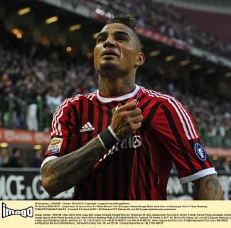 Gc Milano 25 04 2012 - campionato di calcio serie A Milan-Genoa foto Giuseppe Celeste Image Sport nella foto: esultanza gol Kevin Prince Boateng 