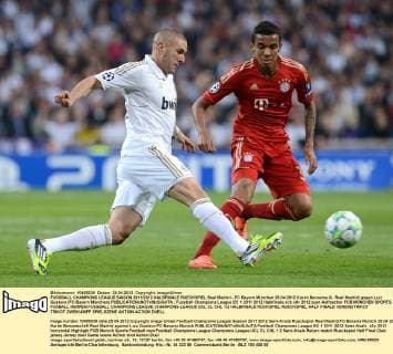 FUSSBALL CHAMPIONS LEAGUE SAISON 2011 2012 HALBFINALE RUECKSPIEL Real Madrid - FC Bayern München 25.04.2012 Karim Benzema (li, Real Madrid) gegen Luiz Gustavo (FC Bayern München) 