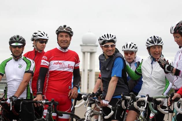 Fahrtraining für den Skoda Velothon 2012 am 26. April 2012 auf dem Berliner Tempelhofer Flughafengelände mit Erik Zabel (GER), Training, Tempelhof, Flughafen,