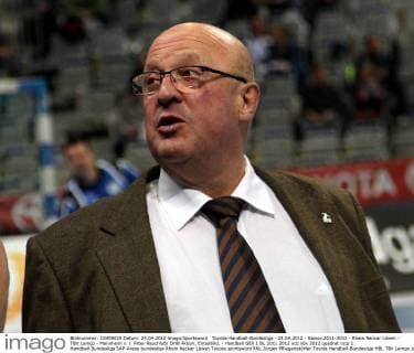 Toyota-Handball-Bundesliga - 24.04.2012 - Saison 2011-2012 - Rhein Neckar Löwen - TBV Lemgo - Mannheim v. l. Peter Rauchfuß DHB Aktion, Einzelbild, -