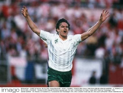 SPORT, FUSSBALL FINALE UEFA POKAL DER POKALSIEGER WERDER BREMEN - A MONACO 2:0, 06.05.1992, LISSABON - Wynton RUFER (Werder Bremen) bejubelt sein Tor zum 2:0 Endstand im Finale. Finale UEFA Pokal der Pokalsieger 1992 Werder Bremen - AC Monaco 2:0