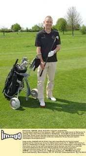 Der ehemalige Fussball-Profi Karl Allgöwer ( GER ) anläßlich des Golfturnieres im Rahmen der 11. IooGreen Unesco Golf Charity am 30.04.12 in Heddesheim.