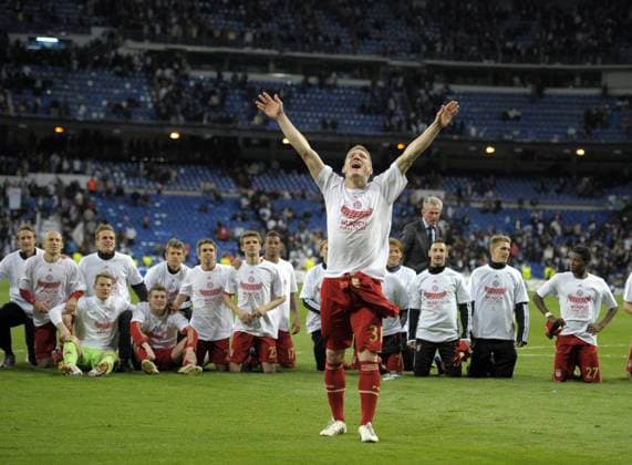 25.04.2012, Fussball Championsleague 2011 2012, Halbfinale Rückspiel, Real Madrid - FC Bayern München in Madrid, Estadio Bernabeu. Schlußjubel Bayern nach dem Elfmeter schiessen , vorn Bastian Schweinsteiger (München)