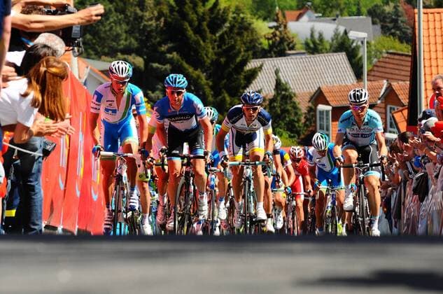 Tony Martin (GER,Omega Pharma- Quick Step) (rechts). DEUTSCHLAND, Frankfurt: 51. Radrennen, Rund um den Finanzplatz Eschborn-Frankfurt am 01.05.2012, Feldberg, Mammolshain .