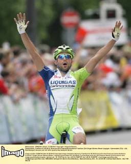 Deutschland, Frankfurt 01.05.2012: Rund um den Finanzplatz Eschborn-Frankfurt, Ziel Sieger Moreno Moser Liquigas - Cannondale (ITA) - LIQ