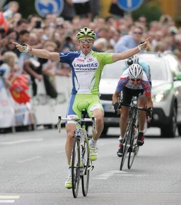 Deutschland, Frankfurt 01.05.2012: Rund um den Finanzplatz Eschborn-Frankfurt, Ziel Sieger Moreno Moser Liquigas - Cannondale (ITA) - LIQ