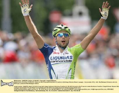 Deutschland, Frankfurt 01.05.2012: Rund um den Finanzplatz Eschborn-Frankfurt, Ziel Sieger Moreno Moser Liquigas - Cannondale (ITA) - LIQ