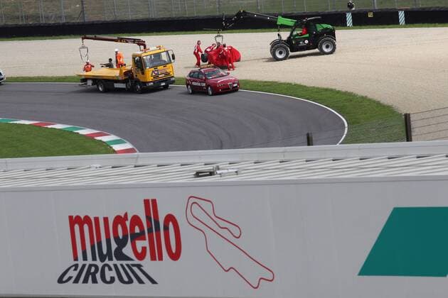 Fernando Alonso (ESP), Scuderia Ferrari car is recovered 03.05.2012. Formula 1 World Championship, Testing, Mugello, Italy 
