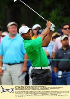 May 4, 2012 - Charlotte, NC, USA - Tiger Woods hits a shot on the 16th hole in the second round of the Wells Fargo Championship at Quail Hollow in Charlotte, North Carolina, on Friday, May 4, 2012. PGA Golf Herren TOUR - ZUMAm67