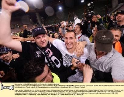 Juventus Turin ist italienischer Meister 2012 Giorgio Chiellini andreaxstaccioli