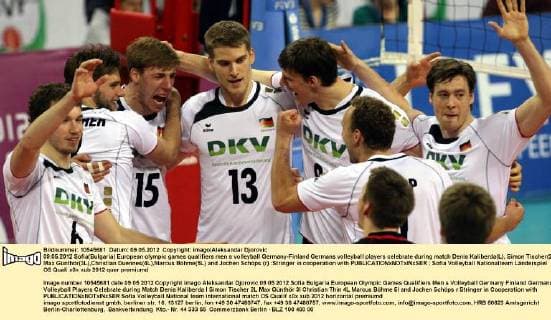 09.05.2012 Sofia(Bulgaria) European olympic games qualifiers men s volleyball Germany-Finland Germans volleyball players celebrate during match Denis Kaliberda(L), Simon Tischer(2L), Max Günthör(3L),Christian Duennes(4L),Marcus Böhme(5L) and Jochen Schöps (r) :Stringer in cooperation with 