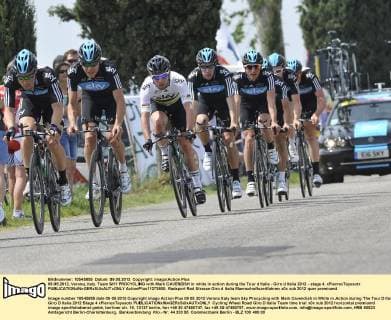 09.05.2012, Verona, Italy. Team SKY PROCYCLING with Mark CAVENDISH in white in action during the Tour d Italie - Giro d Italia 2012 - stage 4. xPierrexTeyssotx  ActionPlus11273800