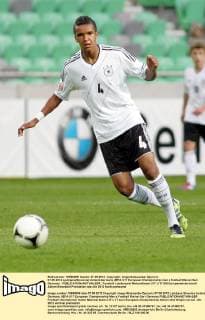 07.05.2012 Ljubljana(Slovenia) Iceland-Germany UEFA U17 European Championship men s football Marian Sarr Germany : 