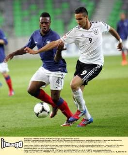 10.05.2012 Ljubljana(Slovenia) Germany-France UEFA U17 European Championship men s football Brian Landini(L) France and Said Benkarit (r) Germany : 
