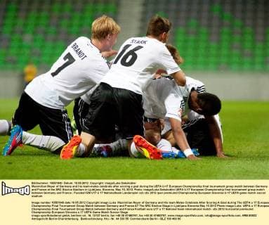 Maximilian Meyer of Germany and his team-mates celebrate after scoring a goal during the UEFA U-17 European Championship final tournament group match between Germany and France at the SRC Stozice Stadium in Ljubljana, Slovenia, May 10, 2012. Photo: imago Luka Dakskobler UEFA U-17 European Championship final tournament group match between Germany and France