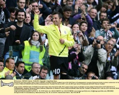 Alessandro Del Piero saluta i tifosi Torino 13 05 2012 Juventus Stadium Football Calcio 2011 2012 Serie A Festeggiamenti Juventus Campione d Italia Juventus celebration for Serie A victory andreaxstaccioli