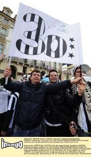 13 05 2012 - Meisterfeier - Juventus Turin: tifosi Juventus 