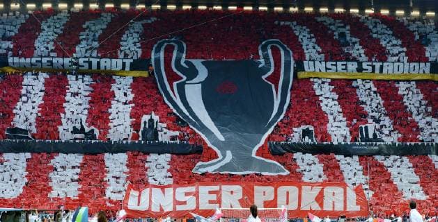 FUSSBALL SAISON 2011 2012 CHAMPIONS LEAGUE FINALE FC Bayern München 19.05.2012 Fan Choreografie der Bayern Fans mit der Aufschrift: Unsere Stadt, Unser Stadion, Unser Pokal 