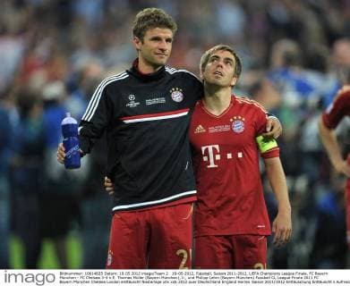 19-05-2012, Fussball, Saison 2011-2012, UEFA Champions League Finale, FC Bayern München - FC Chelsea 3-4 n.E. Thomas Müller (Bayern München), li., und Philipp Lahm (Bayern München)