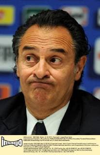 Coach Cesare Prandelli - PK in Florenz allexsabba