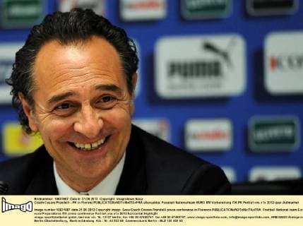 Coach Cesare Prandelli - PK in Florenz allexsabba