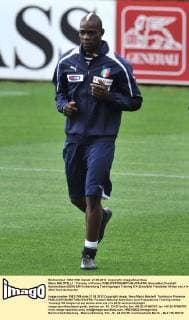 Mario BALOTELLI - Training in Florenz allexsabba