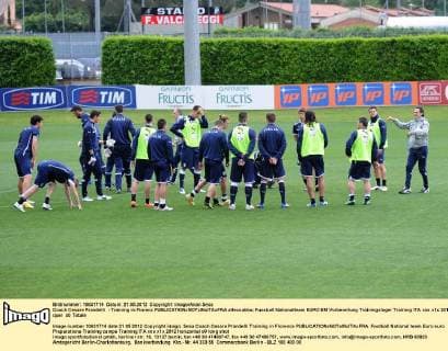 Coach Cesare Prandelli - Training in Florenz allexsabba