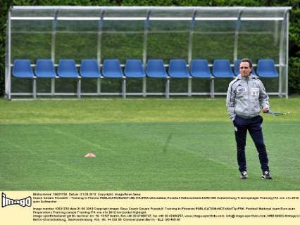 Coach Cesare Prandelli - Training in Florenz allexsabba