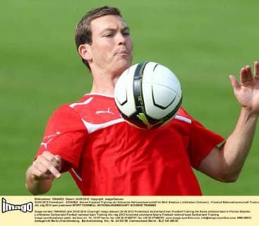 24.05.2012 Freienbach , SCHWEIZ ,Herren Fussball Training der Schweizer Nationalmannschaft Im Bild: Stephan Lichtsteiner (Schweiz) 