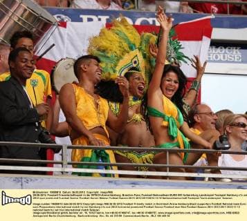 26.05.2012, Fussball Freundschaftsspiel in der IMTECH-Arena Hamburg. Brasilien Fans