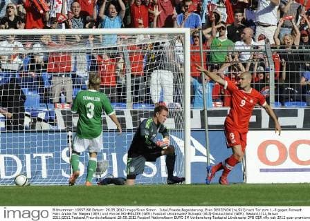 Jubel,Freude,Begeisterung, Eren DERDIYOK (re,SUI) nach Tor zum 1.-0 gegen Rorwart Marc Andre Ter Stegen (GER) und Marcel SCHMELZER (GER) Fussball Länderspiel Schweiz (SUI)-Deutschland (GER). Sasion11 12,Saison 2011 2012,Testspel,Freundschaftsspiel.26.05.2012