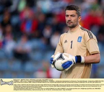 FUSSBALL - GRE vs SLO, Testspiel KUFSTEIN,AUSTRIA,26.MAI.12 - FUSSBALL - Länderspiel, Griechenland vs Slowenien, Freundschaftsspiel, Vorbereitung, EURO 2012. Bild zeigt Konstantinos Chalkias (GRE). 