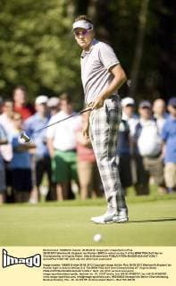 26.05.2012 Wentworth, England. Ian Poulter (ENG) in action on day 3 of the BMW PGA Golf Herren Championship at Virginia Water. xMarkxGreenwoodx  ActionPlus11281748