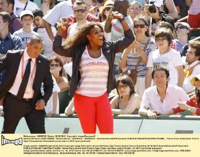 Serena Williams (USA) TENNIS : Roland Garros - Exhibition - 26 05 2012 - GwendolineLeGoff Panoramic 