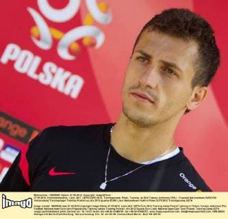 27.05.2012, Dolomitenstadion, Lienz, AUT, UEFA EURO 2012, Trainingscamp, Polen, Training, im Bild Tomasz Jodlowiec (POL)