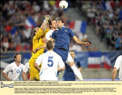 Adil Rami (France) Hannes Halldorsson (Islande) FOOTBALL: Frankreich vs Island. 27 05 2012 - match amical xJBxAutissierx 