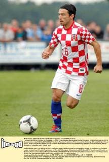 Testspiel NEUBERG, 28.MAI.12 - FUSSBALL - IFCS, Trainingslager Nationalmannschaft Kroatien, Vorbereitung auf die UEFA Europameisterschaft 2012 , EURO 2012, Freundschaftsspiel, Kroatien vs Thermenauswahl Neuberg. Bild zeigt Danijel Pranjic (CRO). 